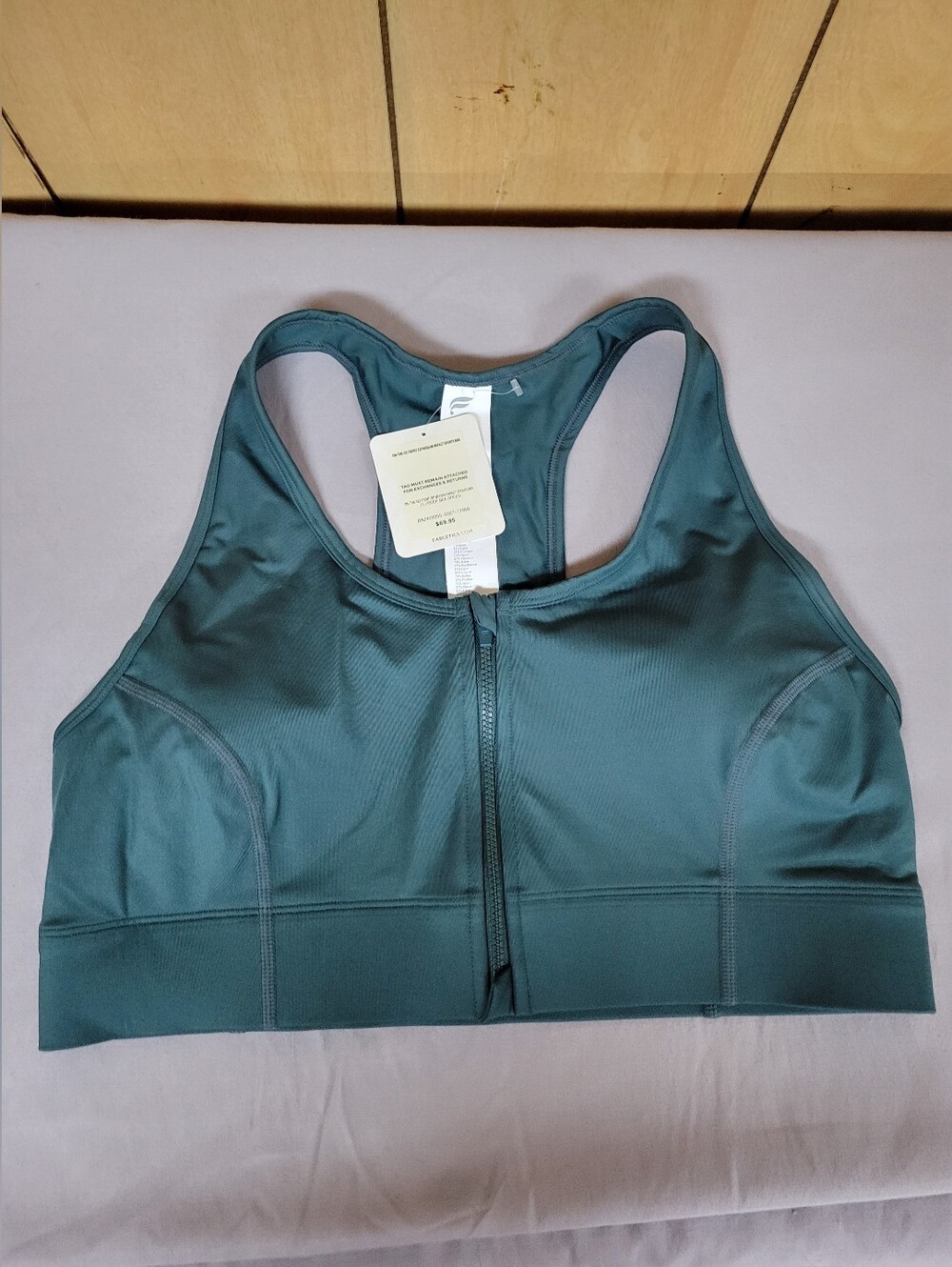 Fabletics On the Go Front-Zip Medium Impact Sports Bra